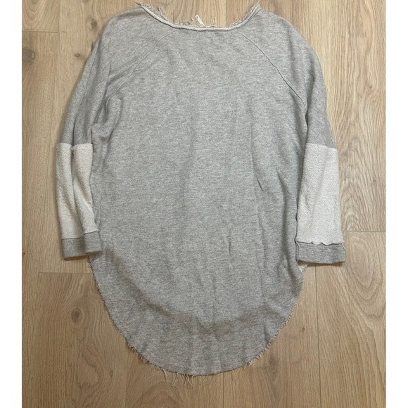 Free People Del Ray Sweater XS Gray Distressed Frayed Oversized Bohemian EUC - Picture 4 of 4